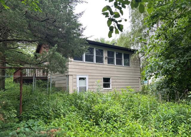 Property at 4705 Crofoot Ave NW, Buffalo, MN 55313, 3 beds, 1 bath