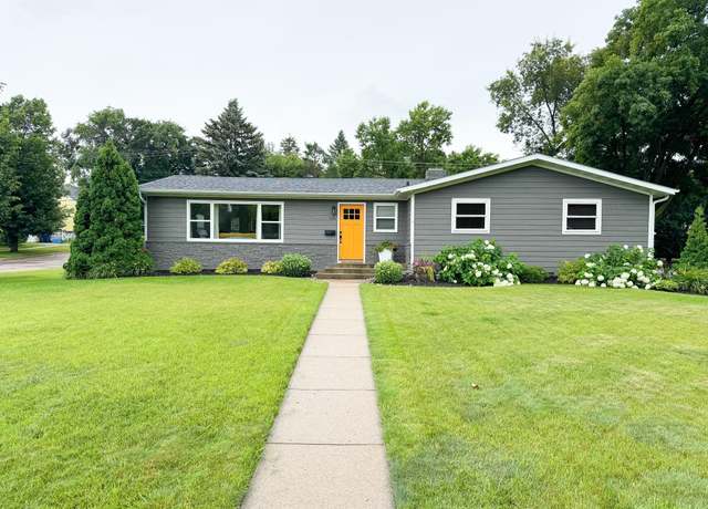 Property at 526 E Bancroft Ave, Fergus Falls, MN 56537, 5 beds, 3 baths