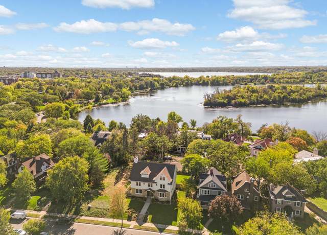 Property at 1647 W 26th St, Minneapolis, MN 55405, 7 beds, 8 baths