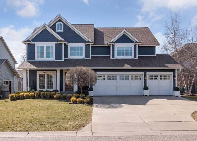 Property at 11405 Halstead Trl, Woodbury, MN 55129, 5 beds, 4 baths