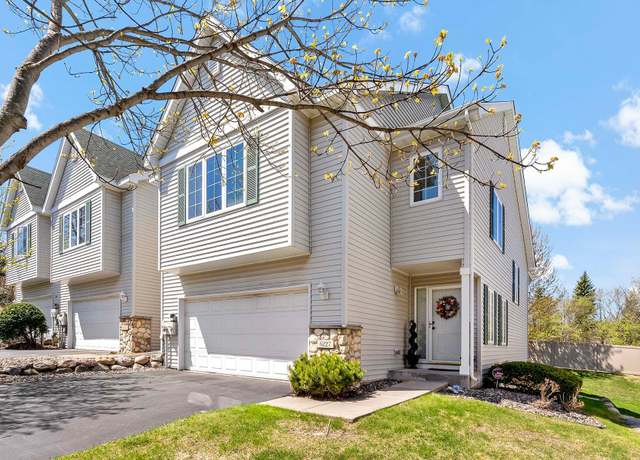 Property at 6227 Upland Ln N, Maple Grove, MN 55311, 3 beds, 2 baths