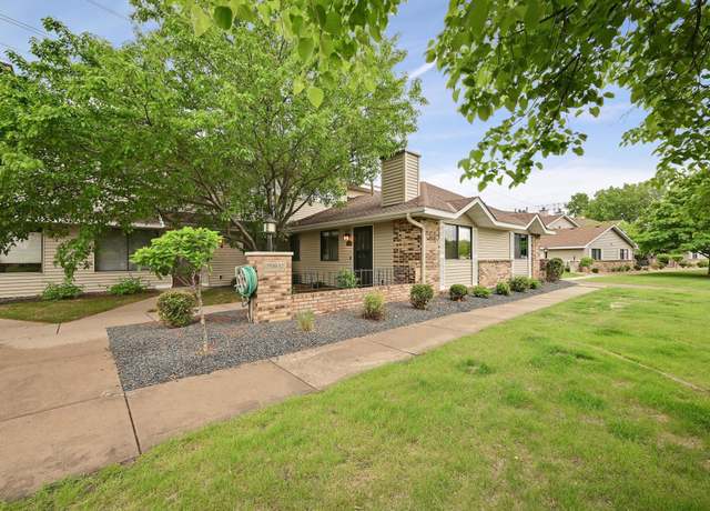 Property at 7530 Vinewood Ct, Maple Grove, MN 55311, 2 beds, 1 bath