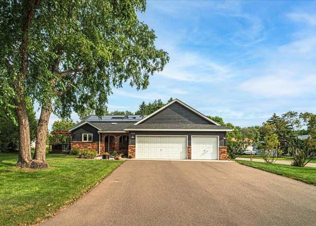 Property at 7602 26th St N, Oakdale, MN 55128, 4 beds, 2 baths