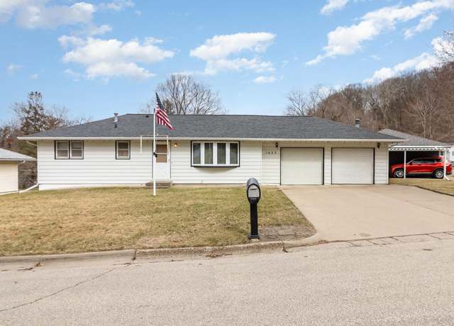 Property at 1623 Birchwood Dr, Red Wing, MN 55066, 2 beds, 2 baths