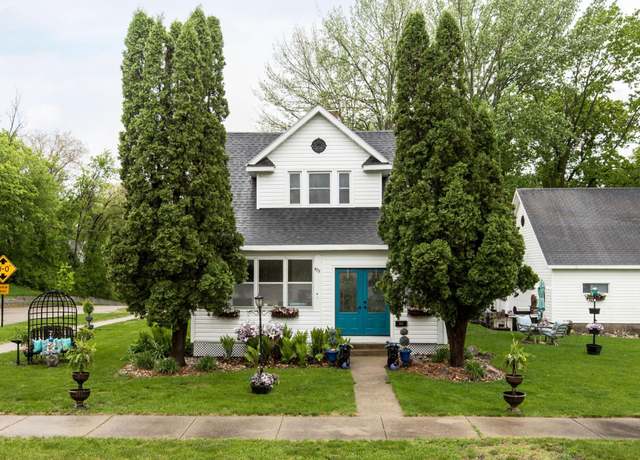 Property at 403 Spruce St, Fergus Falls, MN 56537, 2 beds, 1 bath