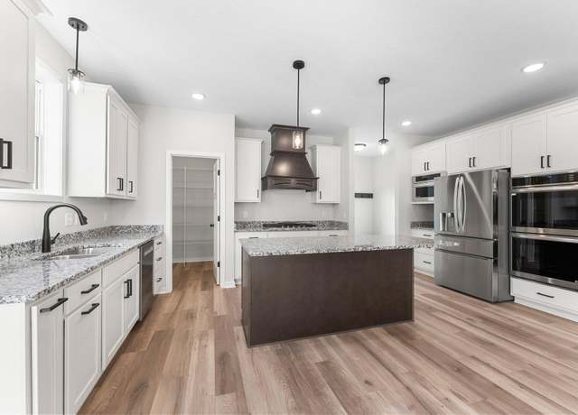 Property at 19497 Carson Ct NW, Elk River, MN 55330, 4 beds, 4 baths