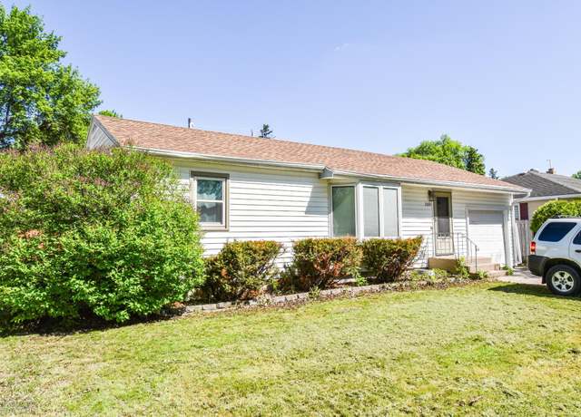 Property at 2009 7th St N, Fargo, ND 58102, 3 beds, 1 bath