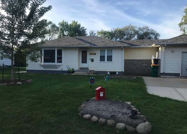 Property at 6510 Cloverdale Ave, Crystal, MN 55428, 2 beds, 1 bath