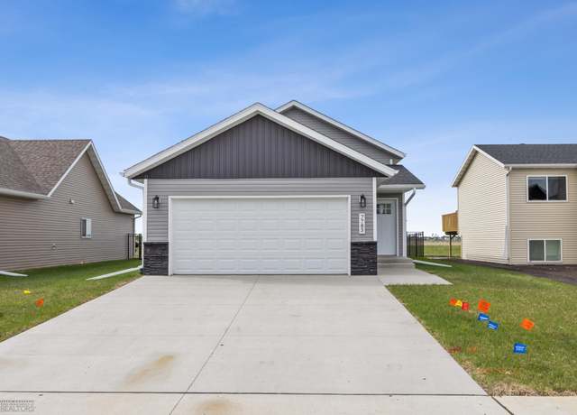 Property at 7783 Cub Creek Way, Horace, ND 58047, 3 beds, 2 baths