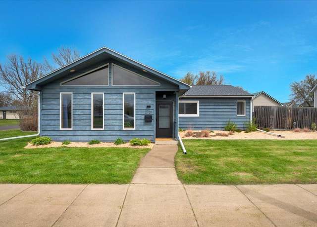Property at 2721 N 23rd St, Superior, WI 54880, 3 beds, 1 bath