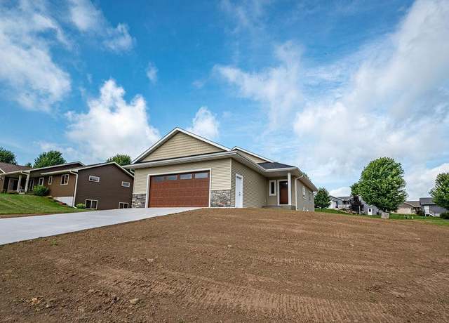 Property at 944 S Kelly Rd, Ellsworth, WI 54011, 2 beds, 2 baths