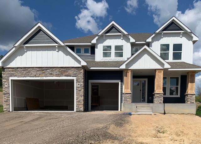 Property at 8704 Periwinkle Blvd, Woodbury, MN 55129, 4 beds, 3 baths