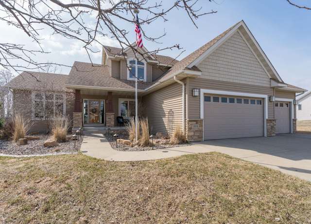 Property at 313 Cedar Trail Dr, Le Sueur, MN 56058, 4 beds, 4 baths