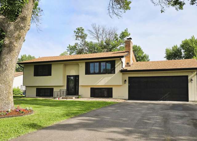Property at 2108 74th Ave N, Brooklyn Park, MN 55444, 4 beds, 2 baths