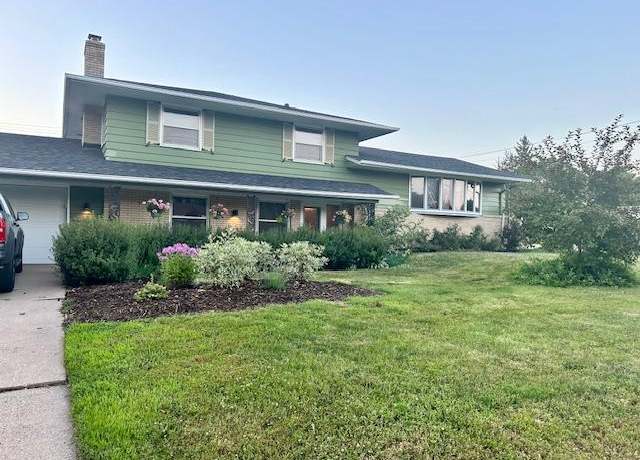 Property at 269 Bernard St W, West Saint Paul, MN 55118, 3 beds, 2 baths