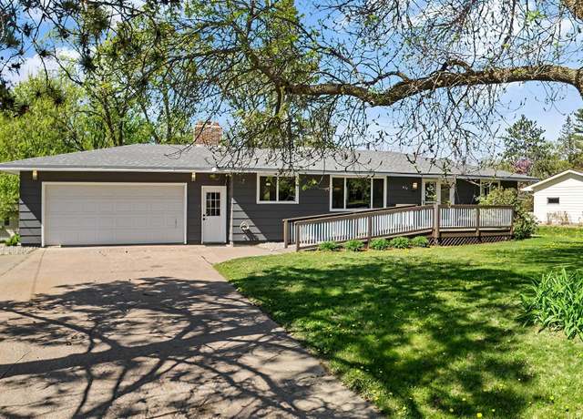 Property at 473 Riverside St, Mora, MN 55051, 4 beds, 2 baths