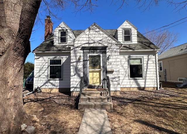 Property at 218 8 1/2 Ave NW, Rochester, MN 55901, 3 beds, 2 baths