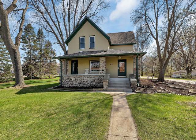 Property at 1002 3rd Ave NE, Little Falls, MN 56345, 3 beds, 2 baths