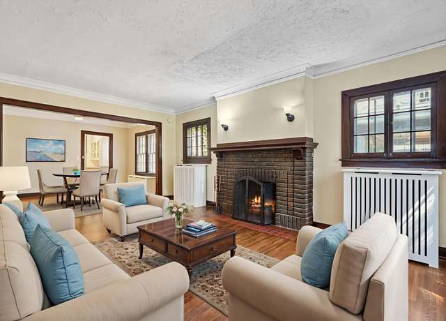 Property at 2512 Dupont Ave S, Minneapolis, MN 55405, 7 beds, 3 baths