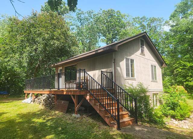 Property at 2234 1/4 St, Crystal Lake Twp, WI 54826, 2 beds, 1 bath