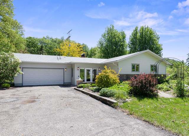 Property at 20732 Belle Lake Rd, Hutchinson, MN 55350, 3 beds, 3 baths