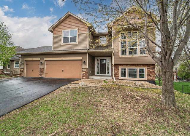 Property at 4578 198th St W, Farmington, MN 55024, 6 beds, 4 baths