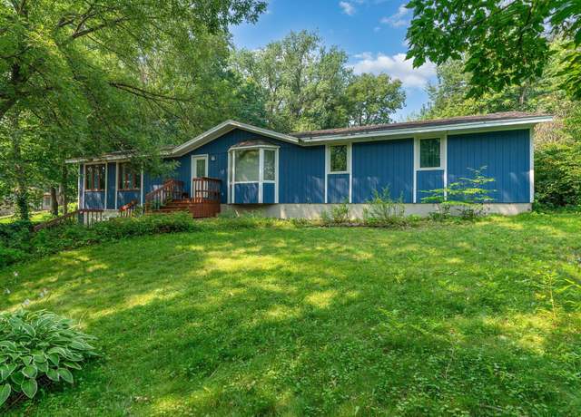 Property at 6630 Maple Dr, Rockford, MN 55373, 5 beds, 2 baths