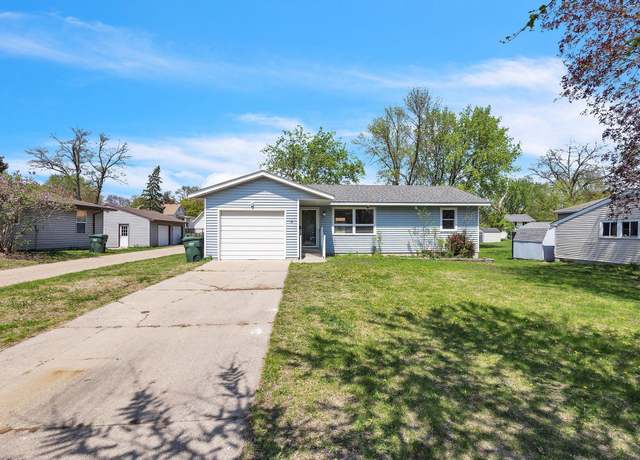 Property at 95 Mcleod Ave NE, Hutchinson, MN 55350, 3 beds, 2 baths