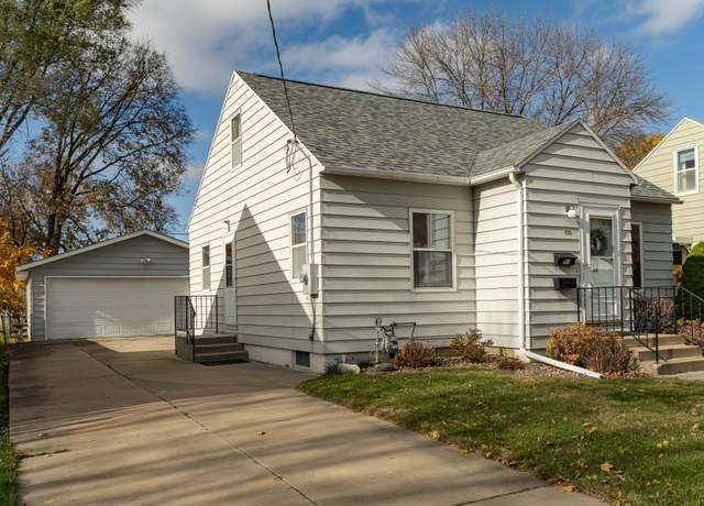 Property at 925 14th Ave NE, Rochester, MN 55906, 2 beds, 2 baths