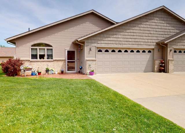 Property at 1720 Hale Dr, Albert Lea, MN 56007, 2 beds, 2 baths