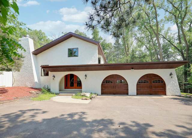 Property at 1919 Timberline Spur, Minnetonka, MN 55305, 3 beds, 4 baths