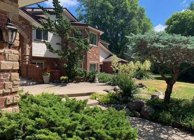 Property at 3901 125th Ave NE, Blaine, MN 55449, 5 beds, 4 baths