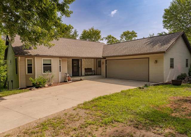 Property at 20 Amy Ln, Mantorville, MN 55955, 3 beds, 3 baths