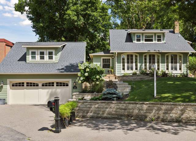 Property at 126 Circle A Dr S, Wayzata, MN 55391, 5 beds, 2 baths