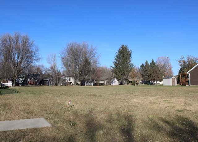 Property at 1104 5th St NW, Dodge Center, MN 55927