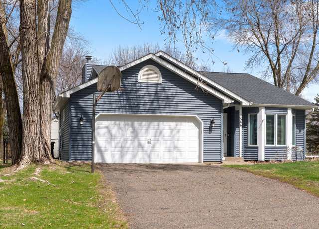 Property at 7546 17th St N, Oakdale, MN 55128, 4 beds, 2 baths