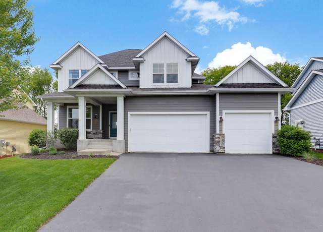 Property at 11241 40th St N, Lake Elmo, MN 55042, 4 beds, 3 baths