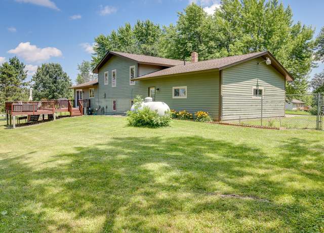 Property at 7771 Odean Ave NE, Otsego, MN 55330, 4 beds, 3 baths