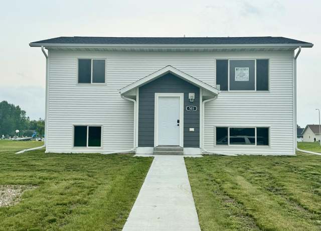 Property at 503 Mckinley St SE, Warroad, MN 56763, 2 beds, 2 baths
