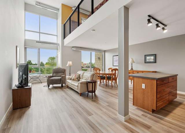 Property at 1829 3rd Ave S #212, Minneapolis, MN 55404, 1 bed, 1 bath