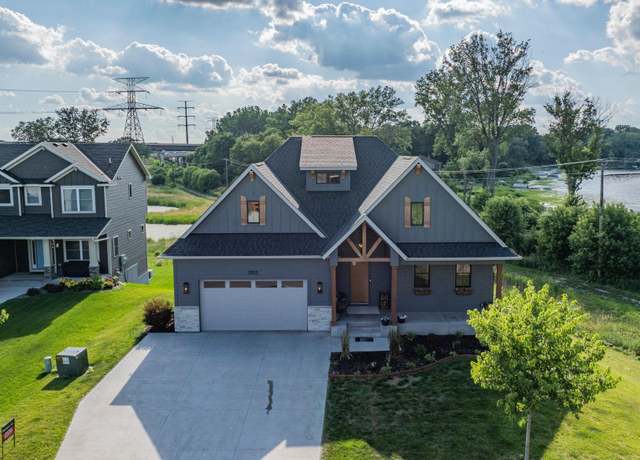 Property at 3153 Frattalone Rd, Vadnais Heights, MN 55127, 3 beds, 3 baths