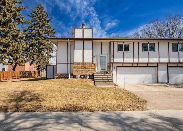 Property at 2301 4th Ave S, Moorhead, MN 56560, 3 beds, 2 baths