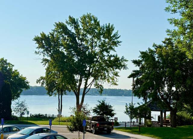 Property at 4387 Wilshire Blvd #202, Mound, MN 55364, 1 bed, 1 bath