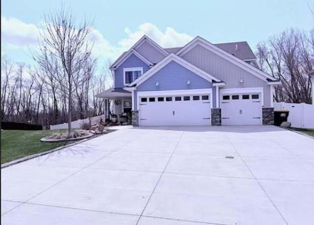 Property at 5578 Upper 179th St W, Lakeville, MN 55044, 6 beds, 4 baths