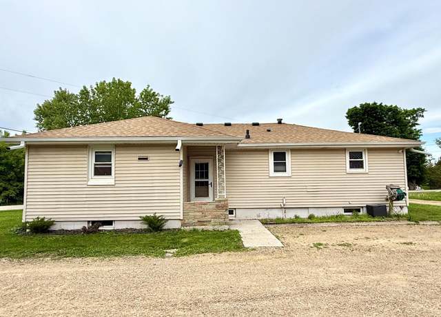 Property at 1402 Kirkwood Ave, Albert Lea, MN 56007, 3 beds, 2 baths