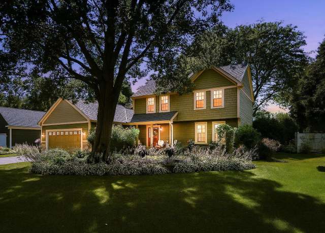 Property at 4381 Oakmede Ln, White Bear Twp, MN 55110, 4 beds, 3 baths