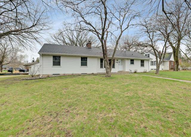 Property at 1245 Oakcrest Ave, Roseville, MN 55113, 4 beds, 2 baths