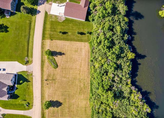 Property at 1519 Island Park Dr, Jamestown, ND 58401