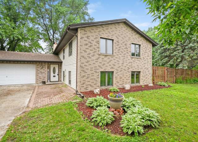Property at 15607 93rd Cir NE, Otsego, MN 55330, 6 beds, 2 baths