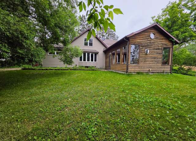 Property at 584 21 1/2 Ave, Cumberland, WI 54829, 4 beds, 2 baths
